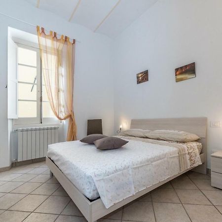 Апартаменты Finalborgo - Casa Nanetti 6 Posti In Centro Финале Лигуре Экстерьер фото